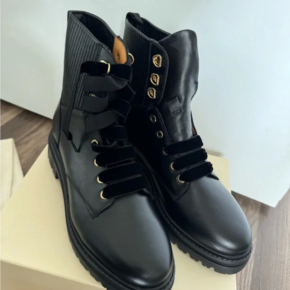 Sézane Black Leather Boots